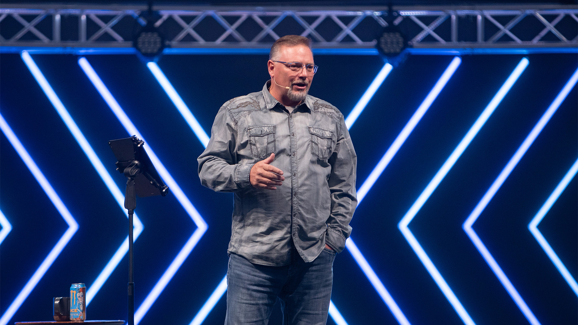 What to Expect

Saturdays @ 5:00pm
Sundays @ 9:00am and 11:00am
